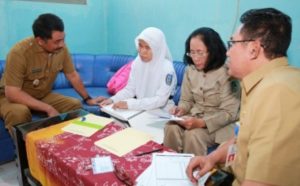 Sekitar 5.868 Siswa Ikuti UNBK 2018 Tingkat SLTA, Wabup Yusuf Tinjau Langsung ke Sejumlah Sekolah di BANYUWANGI