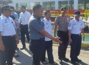Kunjungan Rombongan Kemenhub ke Pelabuhan Padangbai, Ditpolair Polda Bali Laksanakan Pengamanan