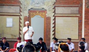 Koster Hadiri Ngaben Massal Pasemetonan Arya Belog di Banjar Babakan