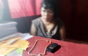 Berpura Belanja, Wanita 47 Tahun Curi Perhiasan di BANYUWANGI