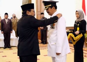 Gubernur Jatim Latik Pj Bupati Pamekasan Fattah Jasin