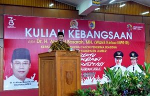 Mencerdaskan Kehidupan Bangsa, Wakil Ketua MPR RI Apresiasi Pengabdian Bupati dan Wabup Jember di Jember