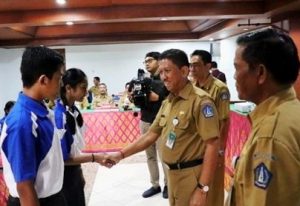 Tuangkan Kreativitas Dalam Tulisan, Sebanyak 50 Peserta Siswa SMP se-Badung Ikuti Pelatihan Jurnalistik