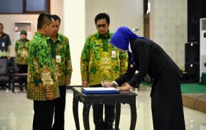 Momen Kali Pertama, Bupati Jember Lantik Pejabat Fungsional di Jember