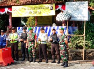 Kesiapsiagaan Personel Koramil 1616-02/Ubud Jelang Hari Raya Idul Fitri bersinergi dengan Polsek Ubud