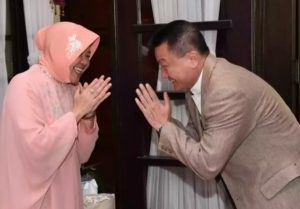 Pemkot Gelar Sholat Idul Fitri 1439 H, Walikota Risma Bersyukur Dalam Satu Bulan Surabaya Relatif Kondusif