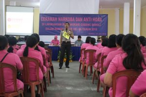Sambut HKGB Ke-66, Bhayangkari Cabang Bangli Gelar Ceramah Narkoba dan Anti Hoax