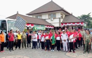 Peringati Hari Koperasi Ke-71, Dinas Koperasi dan UKM Gelar Jalan Santai