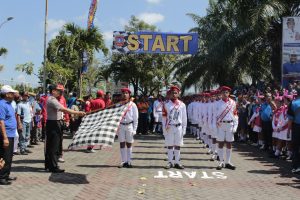 Peringati HUT RI ke-73, Kapolres Karangasem Lepas Lomba Regu Gerak Jalan Tingkat SMP