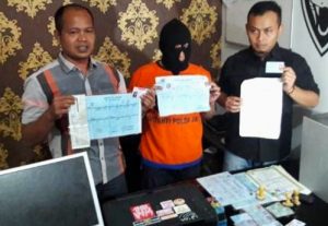 Pelaku Pemalsuan Dokumen, Mantan Residivis Dibekuk Unit Curanmor Jatanras Ditreskrimum Polda Jatim