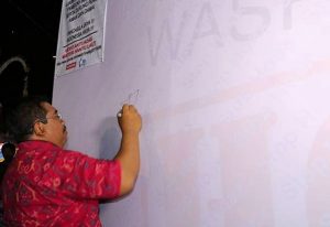 Dalam Acara Pameran Pembangunan, Bupati Buleleng Tandatangani Deklarasi Anti Hoax dan Ujaran Kebencian