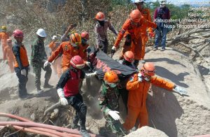 Korban Meninggal Gempa Lombok Capai 460 Orang, Kerugian Ekonomi 7,45 Miliar