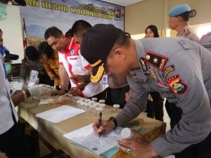BNN Kabupaten Karangasen Laksanakan Tes Urine Jajaran Polres Karangasem
