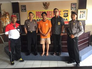 Reskrim Polsek Kuta Utara Tangkap Pelaku Penipuan Pemborong Baja Ringan