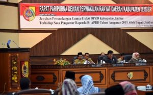 Wabup Jember Sampaikan Jawaban atas Pandangan Umum Fraksi-fraksi DPRD di Jember
