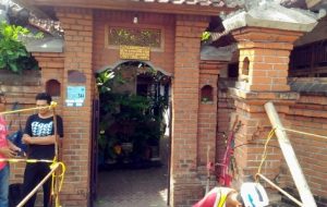 Abaikan Saran dan Akses Penghuni, Proyek Pelebaran Jalan Denpasar-Tuban Diprotes Warga