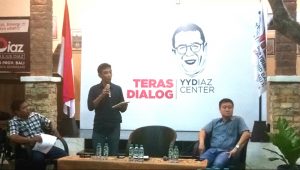 Teras Dialog, ‘Patgulipat di Balik Industri Pariwisata Bali’