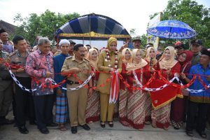 Bupati Jember Resmikan Jembatan Kayangan di Dusun Curahrejo di Jember