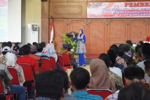 Jelang Pemilu Serentak 2019, Bupati Jember Beri Pembekalan ke 840 Pemantau Pemilu di Jember