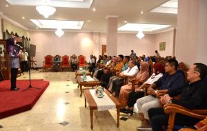 Serahkan Sertifikat Izin Usaha, Bupati Jember Harap Investasi dapat di Manfaatkan Secara Maksimal di Jember
