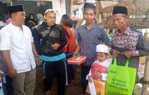 Dalam Rangka Halal Bihalal, Sebanyak 52 Anak Ikuti Khitanan Massal Gratis Perum Puri Brawijaya di Banyuwangi
