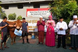 Bupati Jember Serahkan Hewan Qurban Seekor Sapi ke Lapas Klas II A di Jember