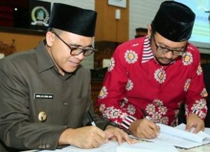 Rapat Paripurna Sahkan Perubahan APBD, Pemkab Banyuwangi Fokus Tingkatkan Kualitas SDM di Banyuwangi