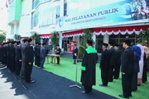 Prosesi Pelantikan Di Mal Pelayanan Publik, Bupati Banyuwangi Angkat Mujiono Jadi Sekda di Banyuwangi
