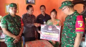 KPU Santuni Petugas KPPS yang Meninggal Dunia di Banyuwangi di Banyuwangi