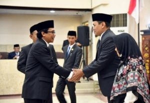 Wabup Muqit Hadiri Sumpah Jabatan Mashuri Sebagai Anggota DPRD Jember Periode 2019 – 2024 di Jember
