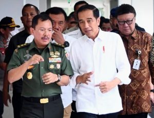 Jenguk Wiranto di RSPAD, Presiden Jokowi: Usut dan Tindak Tegas Pelaku Serangan Penusukan
