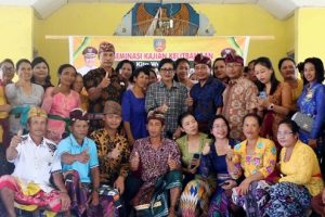 Kunjungi Masyarakat Bali di Kendari, Ny Putri Koster Minta Jaga Kerukunan Lintas Agama