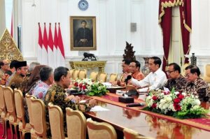 KPU Laporkan Evaluasi Penyelenggaraan Pemilu kepada Presiden Jokowi