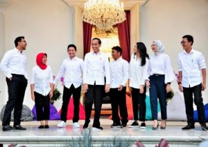 Berasal dari Kalangan Millenial, Presiden Jokowi Perkenalkan 7 Staf Khusus Presiden Baru
