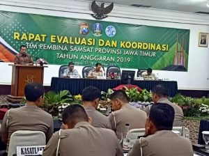 Jelang Akhir Tahun, Sekdaprov Jatim Minta Tingkatkan Pelayanan Pajak Kendaraan Bermotor di Banyuwangi