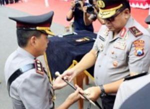 Kapolda Jatim Pimpin Sertijab Kapolresta Malang dan Pengukuhan Tipe Polres di Banyuwangi
