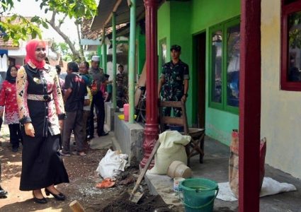 Bangun 430 Unit Rumah, Bupati Jember Tinjau Pembangunan Rutilahu di Desa Lengkong di Jember
