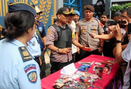 Jelang Natal 2019 dan Tahun Baru 2020, Polres Klungkung Gelar Penggeledahan Gabungan di Rutan kelas II B