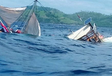 Insiden Kapal Terbalik di Labuan Bajo, Wartawan Istana dan ABK Selamat