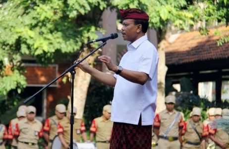 Apel Disiplin Perdana 2020, Sekda Bali Dorong Jajarannya Percepat Digitalisasi Birokrasi