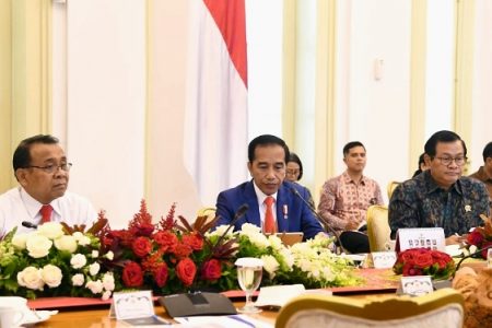 Presiden Jokowi Minta Jajarannya Hitung Secara Cermat Dampak Virus Corona Terhadap Perekonomian Indonesia