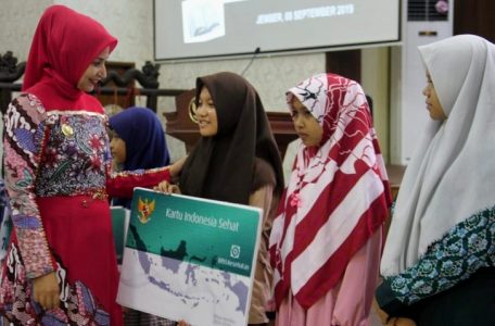 Umroh Gratis, Bupati Jember Undang Penghafal Al-Quran 30 Juz di Jember