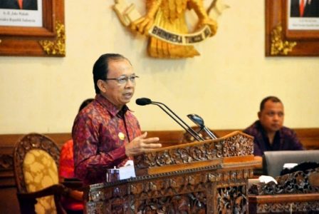 Sidang Paripurna DPRD Bali, Gubernur Koster Beri Penjelasan Terkait Tiga Ranperda