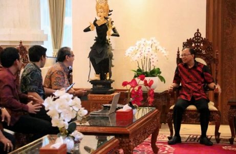 Hari Pertama, Gubernur Bali Ajak Masyarakat Isi Data Sensus Penduduk Berbasis Online