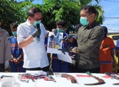 Buat Resah Masyarakat, Polda Jatim Amankan Sepuluh Pelaku Curanmor Spesialis Truk di Jember