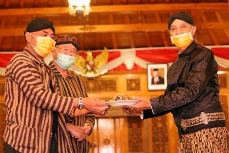 Ikhtiar Masyarakat Surakarta Bebas Wabah Corona, Solo Gelar ‘Umbul Donga’ untuk Indonesia