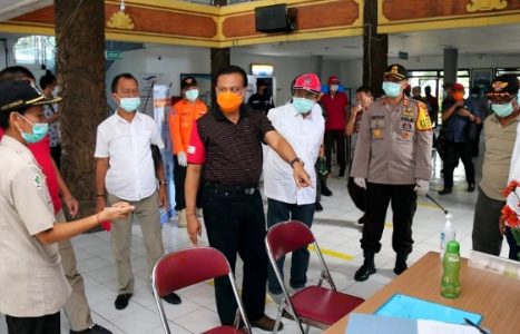 Langkah Penanganan Pendatang, Ketua Satgas Covid-19 Bali Tinjau Pelabuhan Gilimanuk