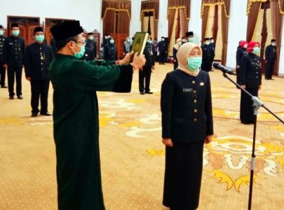 Lantik 38 Eselon III & VI, Gubernur Jatim Ingatkan Pejabat Agar Peka Terhadap Nasib Nelayan Akibat Dampak Covid-19