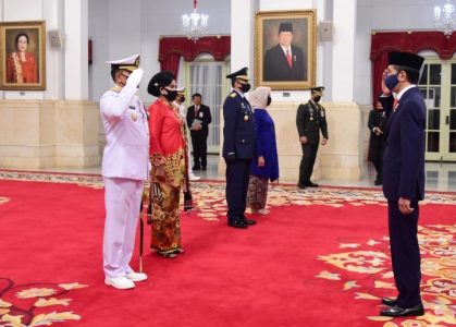 Tamu Undangan Terbatas, Presiden Jokowi Lantik KSAL dan KSAU di Istana Negara