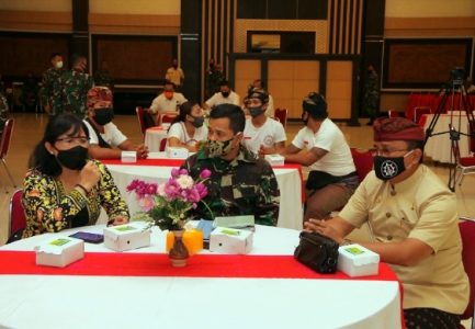 Bangun Kebersamaan dan Keterpaduan, Kodam IX/Udayana Gelar Komsos dengan Komponen Masyarakat TA. 2020